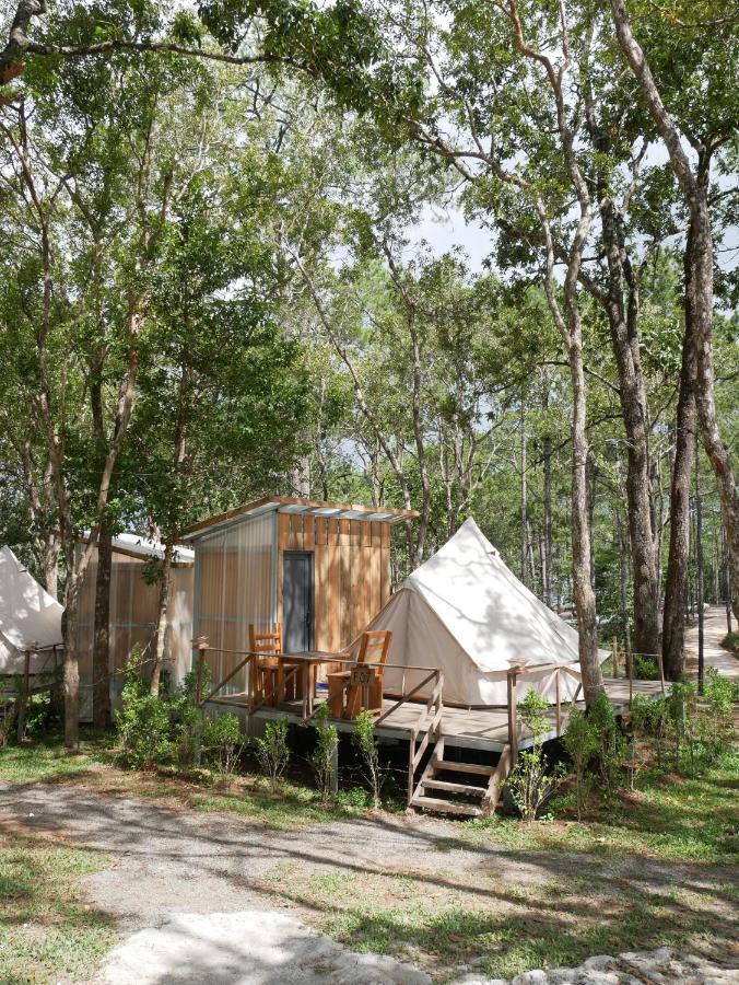 Camping Park Resort Kampong Speu Esterno foto